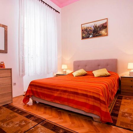 Emanuel Apartman Pula Ngoại thất bức ảnh