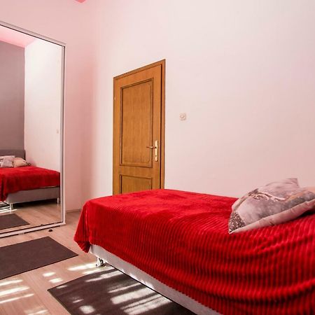 Emanuel Apartman Pula Ngoại thất bức ảnh