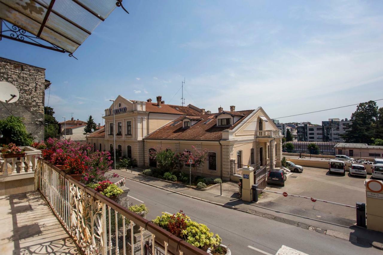 Emanuel Apartman Pula Ngoại thất bức ảnh