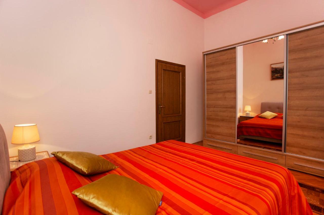 Emanuel Apartman Pula Ngoại thất bức ảnh