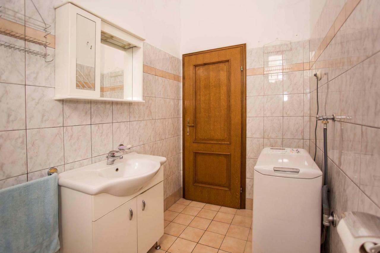 Emanuel Apartman Pula Ngoại thất bức ảnh