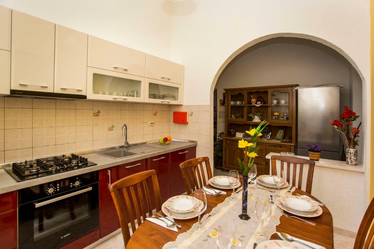 Emanuel Apartman Pula Ngoại thất bức ảnh